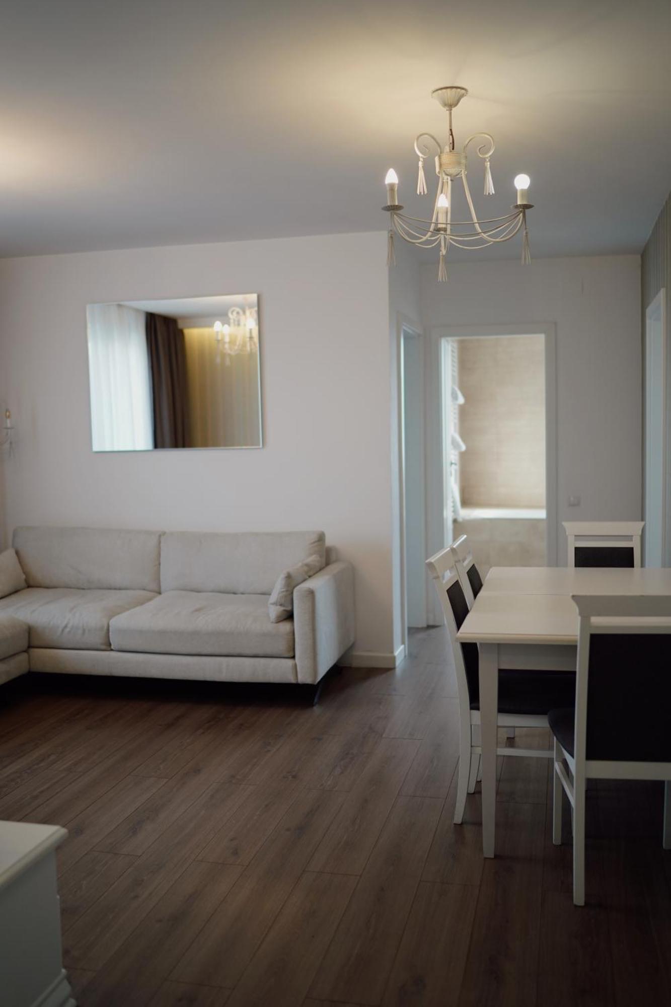 Uba Accommodation Aparthotel Kolozsvár Kültér fotó